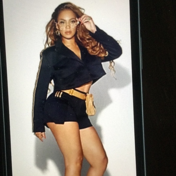 IVYPARK x Adidas Suit Shorts NWT - Picture 1 of 8